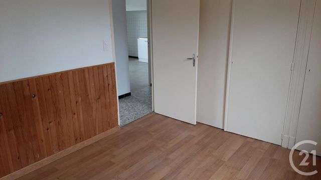 Appartement F4 à louer - 4 pièces - 111 m2 - ST GAUDENS - 31 - MIDI-PYRENEES Appartement F4 à louer - 4 pièces - 111 m2 - ST GAUDENS - 31 - MIDI-PYRENEES
