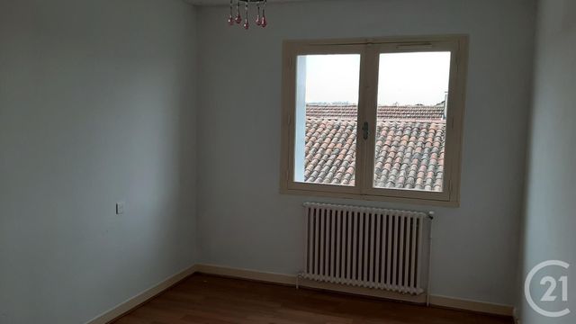 Appartement F4 à louer - 4 pièces - 111 m2 - ST GAUDENS - 31 - MIDI-PYRENEES Appartement F4 à louer - 4 pièces - 111 m2 - ST GAUDENS - 31 - MIDI-PYRENEES