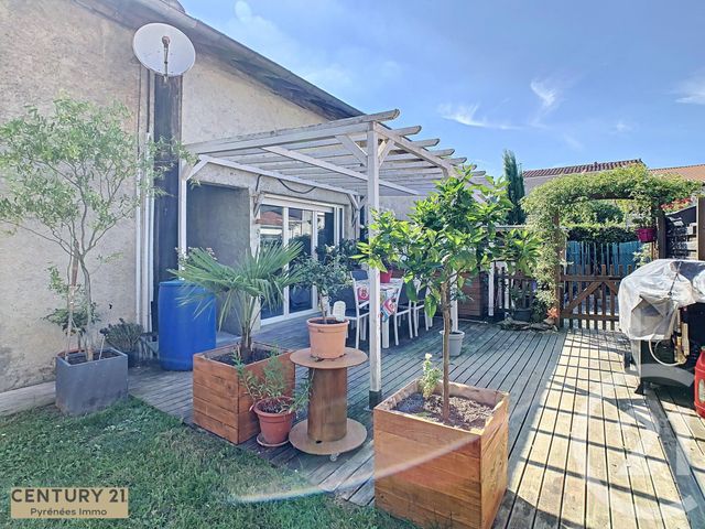 Maison à vendre - 5 pièces - 165 m2 - ST GAUDENS - 31 - MIDI-PYRENEES Maison à vendre - 5 pièces - 165 m2 - ST GAUDENS - 31 - MIDI-PYRENEES