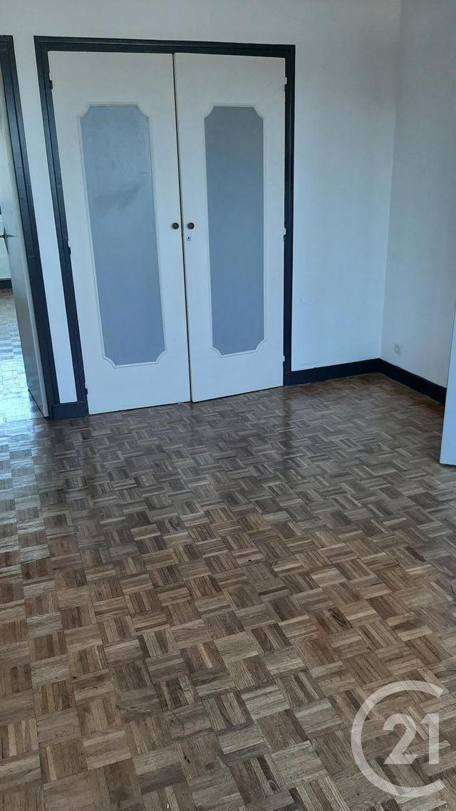 Afficher la photo en grand Appartement T2 à louer - 2 pièces - 43,45 m2 - LANNEMEZAN - 65 - MIDI-PYRENEES