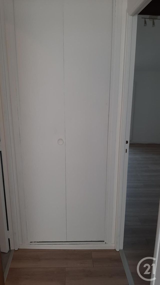 Afficher la photo en grand Appartement à louer - 2 pièces - 32,44 m2 - ST GAUDENS - 31 - MIDI-PYRENEES