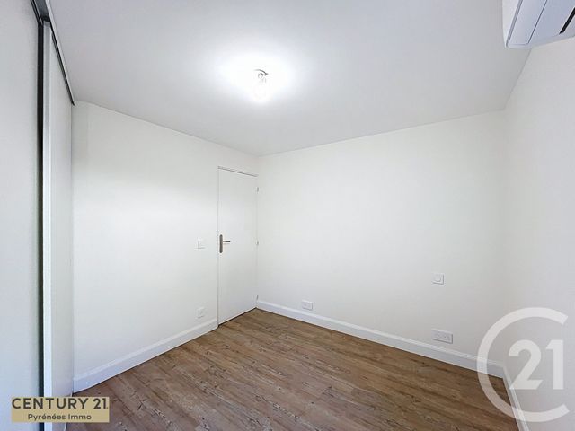 Appartement &agrave; vendre - 4 pi&egrave;ces - 75 m2 - Bagneres De Luchon - 31 - MIDI-PYRENEES