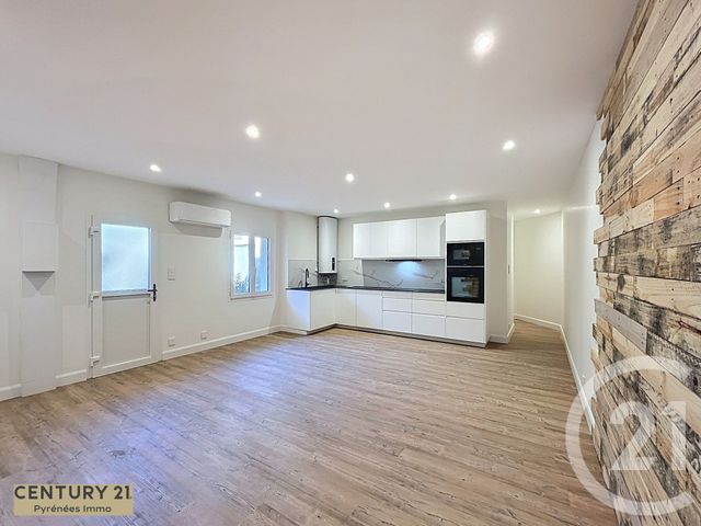 Appartement &agrave; vendre - 4 pi&egrave;ces - 75 m2 - Bagneres De Luchon - 31 - MIDI-PYRENEES