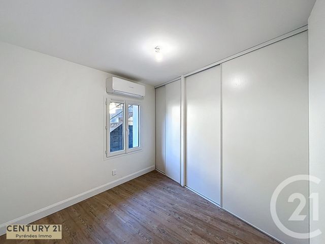 Appartement &agrave; vendre - 4 pi&egrave;ces - 75 m2 - Bagneres De Luchon - 31 - MIDI-PYRENEES