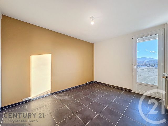 Appartement F4 &agrave; louer - 4 pi&egrave;ces - 91,30 m2 - St Gaudens - 31 - MIDI-PYRENEES