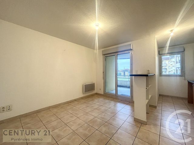 Afficher la photo en grand Appartement T2 à vendre - 2 pièces - 32 m2 - St Gaudens - 31 - MIDI-PYRENEES