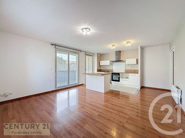 Appartement T3 &agrave; louer - 3 pi&egrave;ces - 61,43 m2 - St Gaudens - 31 - MIDI-PYRENEES