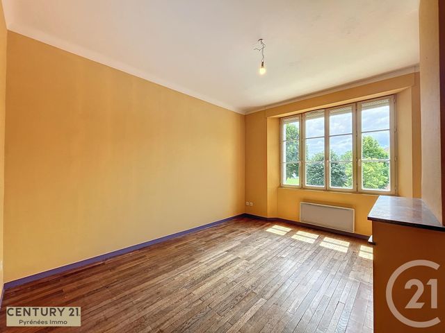 Afficher la photo en grand Appartement T4 à louer - 4 pièces - 76,41 m2 - Boulogne Sur Gesse - 31 - MIDI-PYRENEES