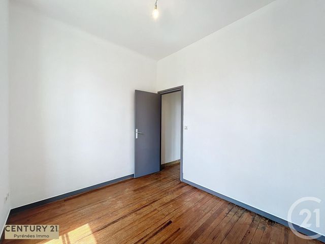Afficher la photo en grand Appartement T4 à louer - 4 pièces - 76,41 m2 - Boulogne Sur Gesse - 31 - MIDI-PYRENEES