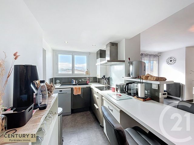 Afficher la photo en grand Appartement F3 à vendre - 3 pièces - 82 m2 - St Gaudens - 31 - MIDI-PYRENEES