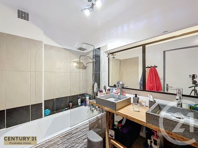 Afficher la photo en grand Appartement F3 à vendre - 3 pièces - 82 m2 - St Gaudens - 31 - MIDI-PYRENEES