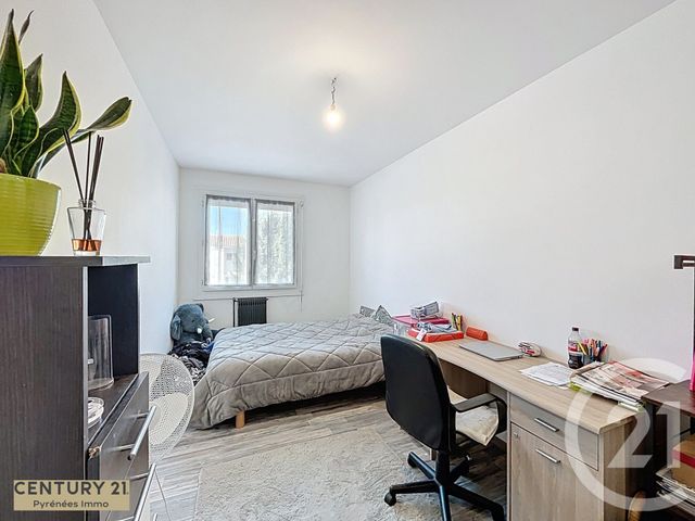 Afficher la photo en grand Appartement F3 à vendre - 3 pièces - 82 m2 - St Gaudens - 31 - MIDI-PYRENEES