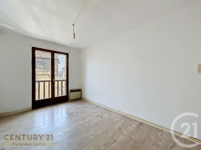 Appartement T2 &agrave; louer - 2 pi&egrave;ces - 40 m2 - St Gaudens - 31 - MIDI-PYRENEES