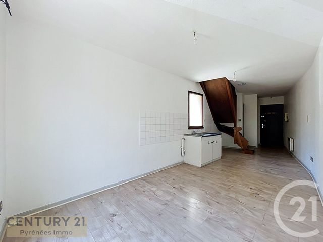 Appartement T2 &agrave; louer - 2 pi&egrave;ces - 40 m2 - St Gaudens - 31 - MIDI-PYRENEES