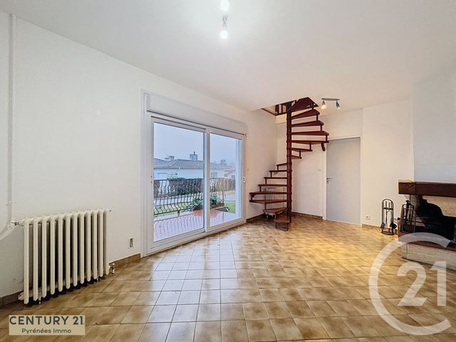 Maison à louer - 4 pièces - 119 m2 - Montrejeau - 31 - MIDI-PYRENEES