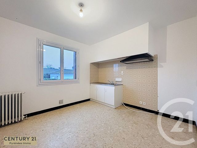 Maison à louer - 4 pièces - 119 m2 - Montrejeau - 31 - MIDI-PYRENEES