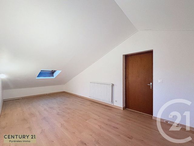 Maison à louer - 4 pièces - 119 m2 - Montrejeau - 31 - MIDI-PYRENEES