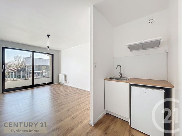 Appartement Studio &agrave; louer - 1 pi&egrave;ce - 23,82 m2 - St Gaudens - 31 - MIDI-PYRENEES