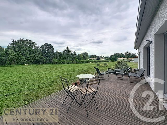 Maison &agrave; louer - 3 pi&egrave;ces - 88 m2 - Loures Barousse - 65 - MIDI-PYRENEES