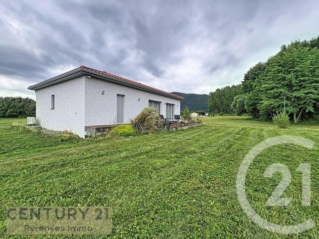 Maison &agrave; louer - 3 pi&egrave;ces - 88 m2 - Loures Barousse - 65 - MIDI-PYRENEES
