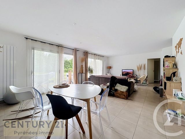 Maison &agrave; louer - 3 pi&egrave;ces - 88 m2 - Loures Barousse - 65 - MIDI-PYRENEES