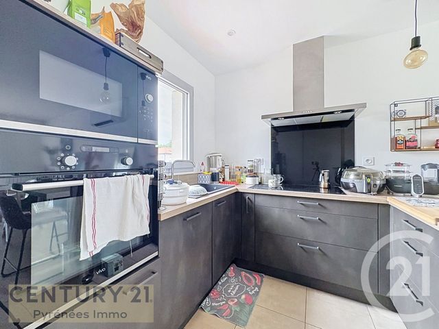 Maison &agrave; louer - 3 pi&egrave;ces - 88 m2 - Loures Barousse - 65 - MIDI-PYRENEES