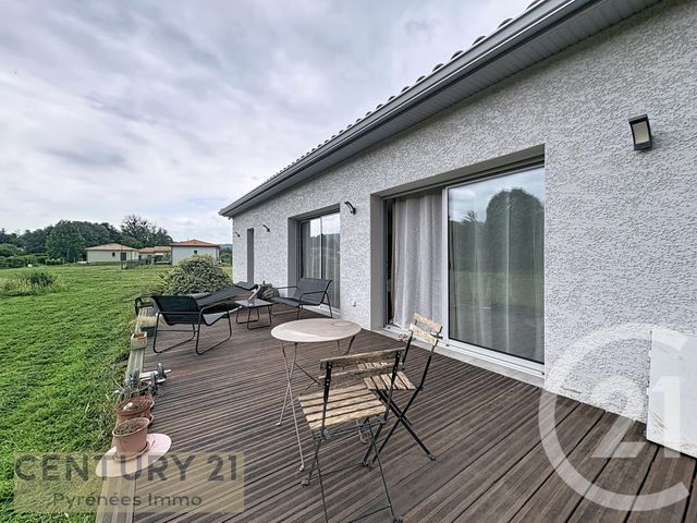 Maison &agrave; louer - 3 pi&egrave;ces - 88 m2 - Loures Barousse - 65 - MIDI-PYRENEES