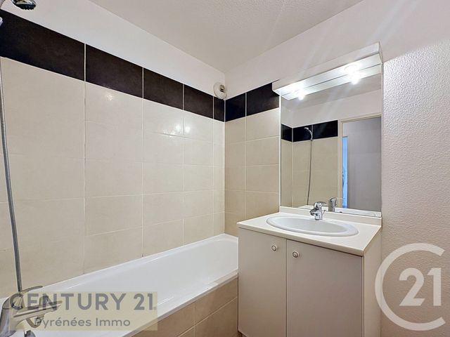 Appartement T2 &agrave; louer - 2 pi&egrave;ces - 38,45 m2 - St Gaudens - 31 - MIDI-PYRENEES