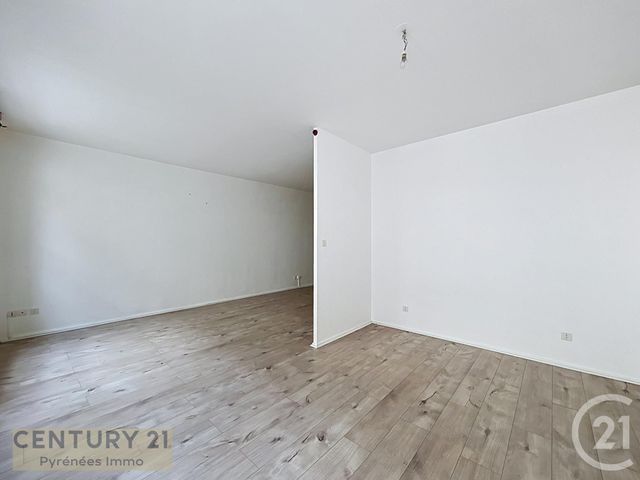 Appartement F1 &agrave; louer - 1 pi&egrave;ce - 46,88 m2 - St Gaudens - 31 - MIDI-PYRENEES