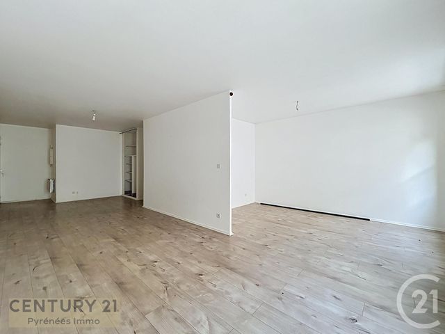 Appartement F1 &agrave; louer - 1 pi&egrave;ce - 46,88 m2 - St Gaudens - 31 - MIDI-PYRENEES
