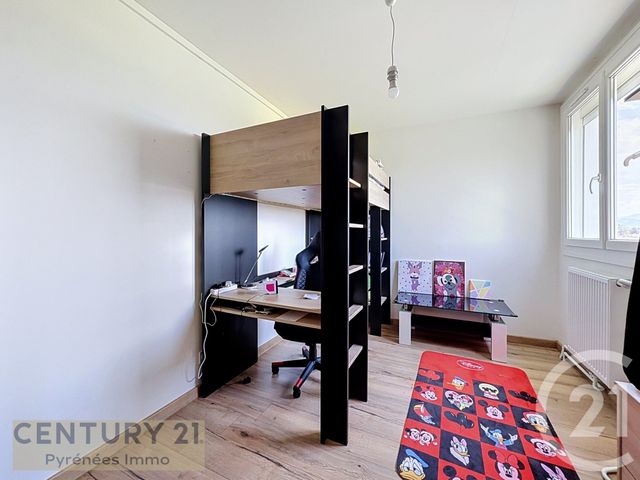 Appartement T3 &agrave; louer - 3 pi&egrave;ces - 77,19 m2 - St Gaudens - 31 - MIDI-PYRENEES