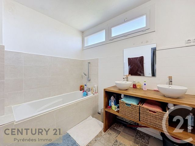 Appartement T3 &agrave; louer - 3 pi&egrave;ces - 77,19 m2 - St Gaudens - 31 - MIDI-PYRENEES