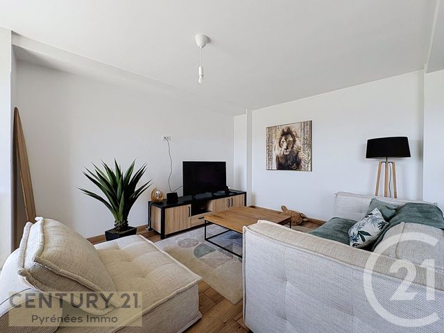 Appartement T3 &agrave; louer - 3 pi&egrave;ces - 77,19 m2 - St Gaudens - 31 - MIDI-PYRENEES