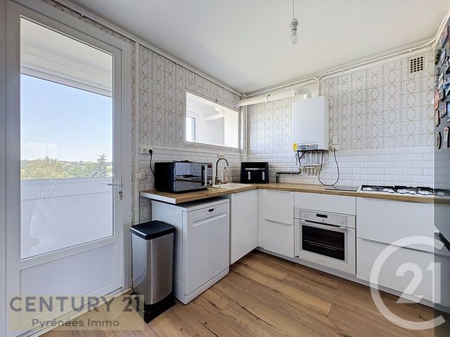 Appartement T3 &agrave; louer - 3 pi&egrave;ces - 77,19 m2 - St Gaudens - 31 - MIDI-PYRENEES