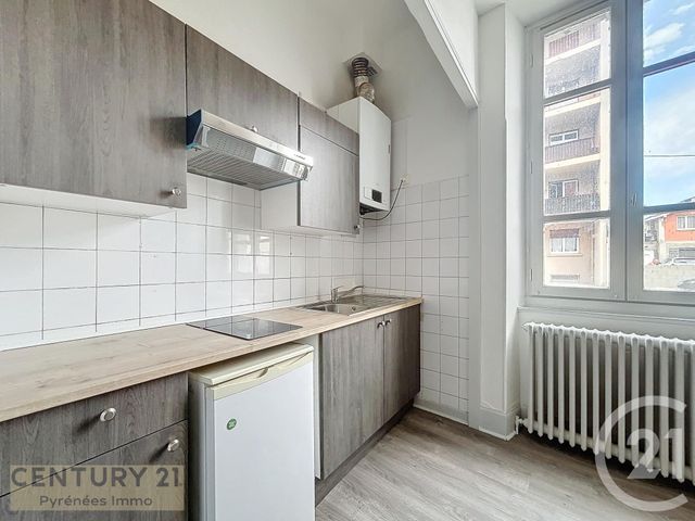Appartement Studio &agrave; louer - 1 pi&egrave;ce - 25 m2 - St Gaudens - 31 - MIDI-PYRENEES