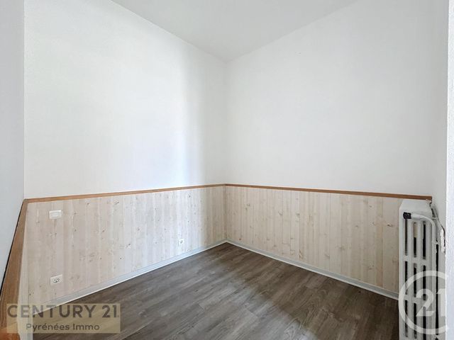 Appartement Studio &agrave; louer - 1 pi&egrave;ce - 25 m2 - St Gaudens - 31 - MIDI-PYRENEES