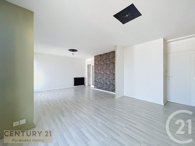 Appartement &agrave; louer - 4 pi&egrave;ces - 90,47 m2 - St Gaudens - 31 - MIDI-PYRENEES