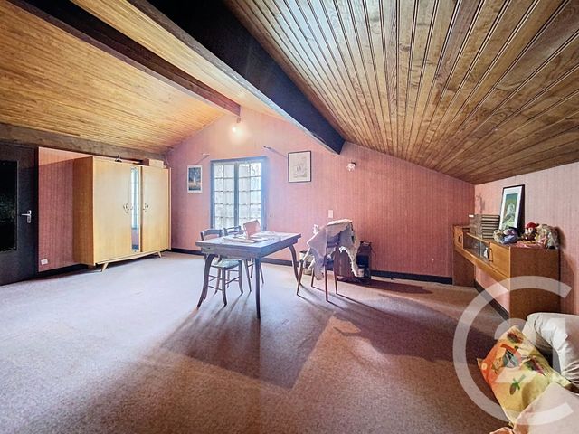 Afficher la photo en grand Maison à vendre - 7 pièces - 172 m2 - Montjoie En Couserans - 09 - MIDI-PYRENEES