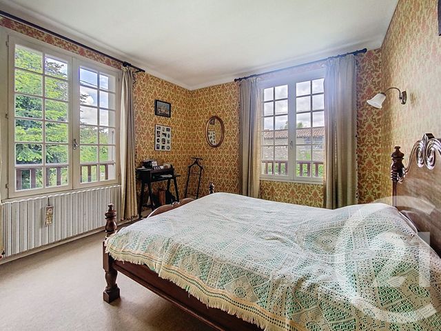 Afficher la photo en grand Maison à vendre - 7 pièces - 172 m2 - Montjoie En Couserans - 09 - MIDI-PYRENEES