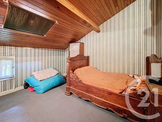 Afficher la photo en grand Maison à vendre - 7 pièces - 172 m2 - Montjoie En Couserans - 09 - MIDI-PYRENEES