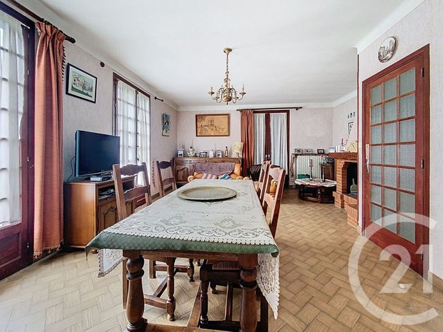 Afficher la photo en grand Maison à vendre - 7 pièces - 172 m2 - Montjoie En Couserans - 09 - MIDI-PYRENEES