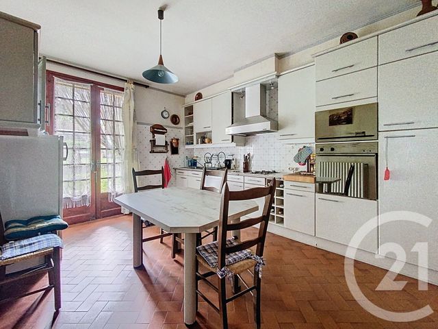 Afficher la photo en grand Maison à vendre - 7 pièces - 172 m2 - Montjoie En Couserans - 09 - MIDI-PYRENEES