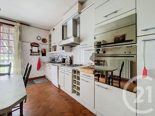 Afficher la photo en grand Maison à vendre - 7 pièces - 172 m2 - Montjoie En Couserans - 09 - MIDI-PYRENEES
