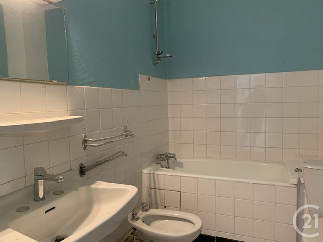 Afficher la photo en grand Appartement T3 à louer - 3 pièces - 70,12 m2 - St Girons - 09 - MIDI-PYRENEES