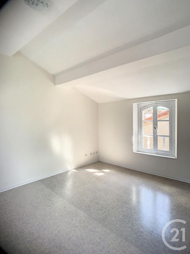 Afficher la photo en grand Appartement Studio à louer - 1 pièce - 27,44 m2 - St Girons - 09 - MIDI-PYRENEES