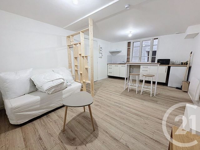 Appartement Studio à louer ST GIRONS