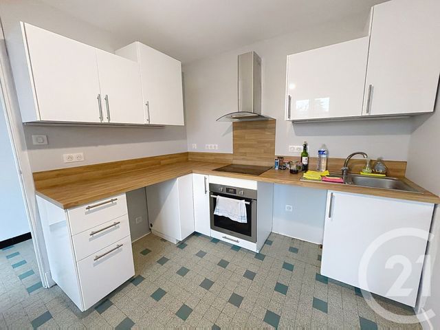 Appartement T3 &agrave; louer - 3 pi&egrave;ces - 66,83 m2 - St Girons - 09 - MIDI-PYRENEES