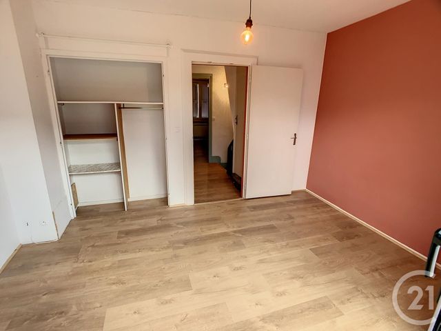 Appartement T3 &agrave; louer - 3 pi&egrave;ces - 78,03 m2 - St Girons - 09 - MIDI-PYRENEES