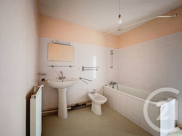 Appartement F2 &agrave; louer - 2 pi&egrave;ces - 60,39 m2 - St Girons - 09 - MIDI-PYRENEES