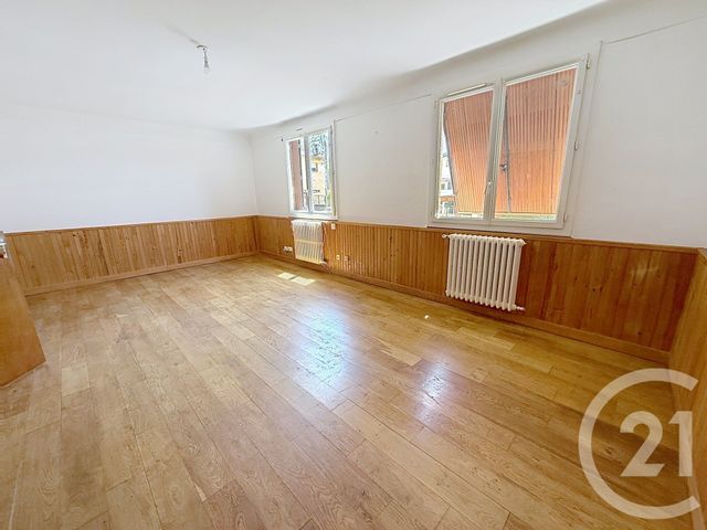 Appartement T3 &agrave; louer - 3 pi&egrave;ces - 81,59 m2 - Montjoie En Couserans - 09 - MIDI-PYRENEES